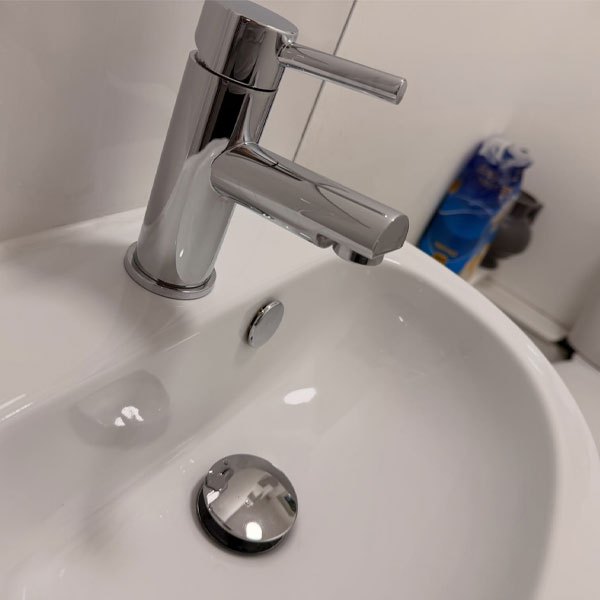 Basin taps after cleaning