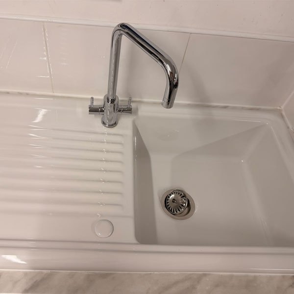 Ceramic sink after cleaning