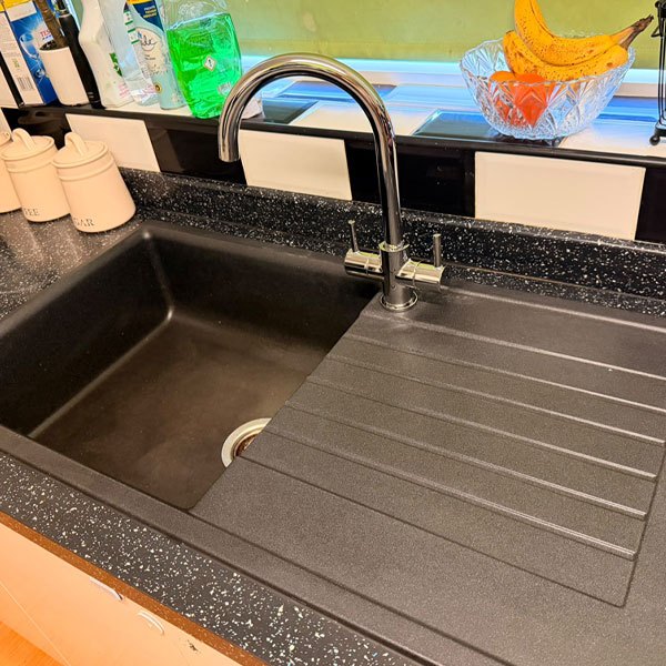 Composite sink after cleaning